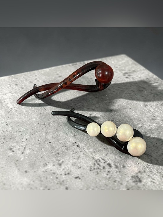 Accessories - Decorative Hair Claw Clips | Pearl & Tortoise Shell Accent Hair Accessories